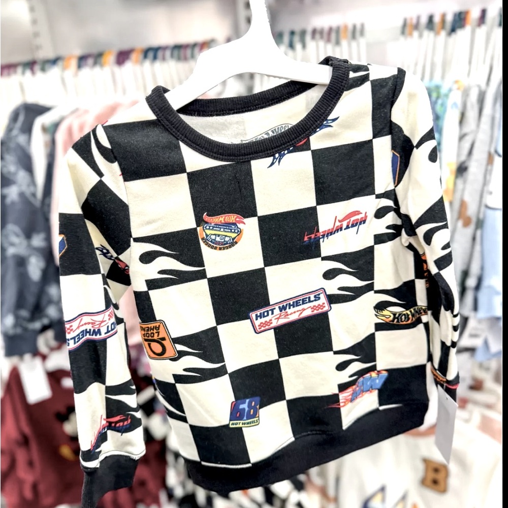 Hot wheels pull over sweatshirt